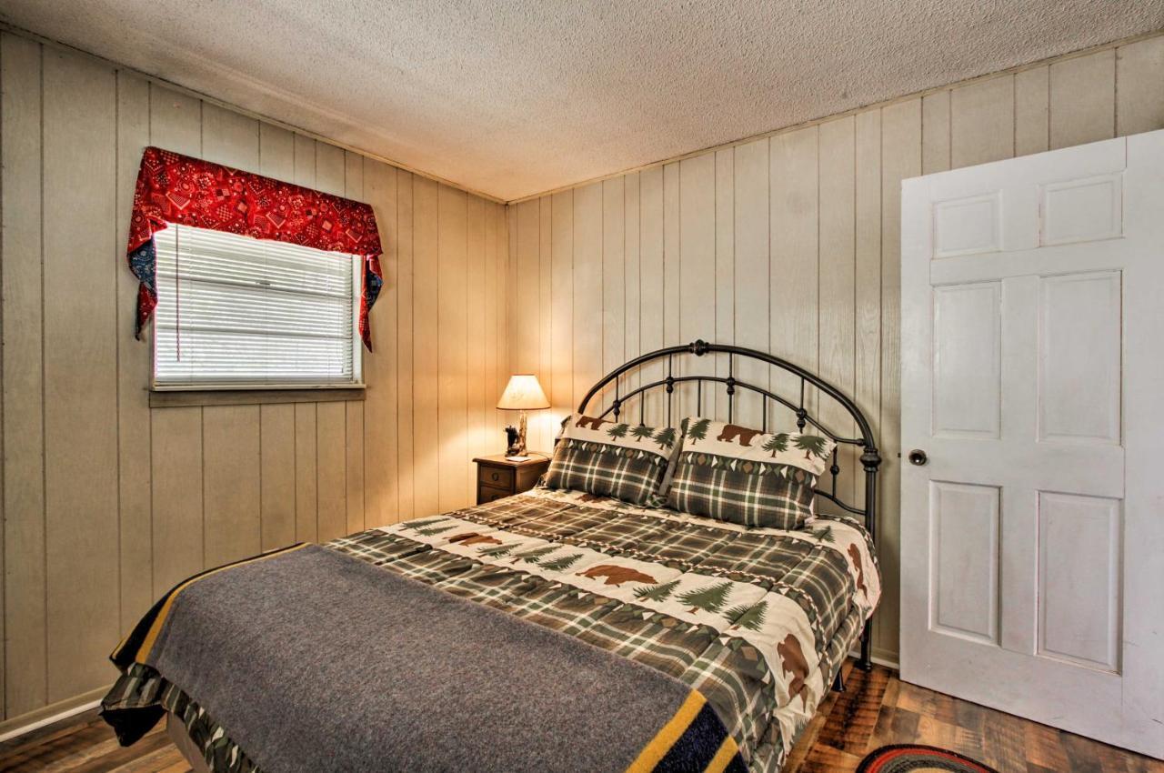 Quiet Cabin With Mountain Views About 3 Mi To Gatlinburg Esterno foto